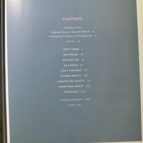 Gwyneth Paltrow's "It's All Easy: Delicious Weekday Recipes.." Hardback Cookbook - Picture 3 of 5